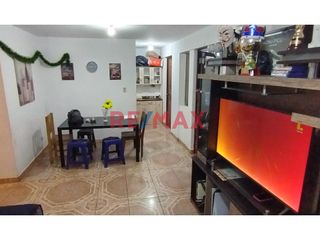 Foto 2 de Tu Nuevo Hogar Te Espera En Los Olivos. Amplio Departamento Con Patio Y Cochera.