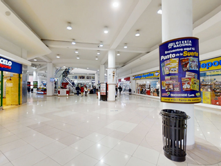 Foto 7 de Oficinas en renta - Centro comercial River Mall Valle de los chillos