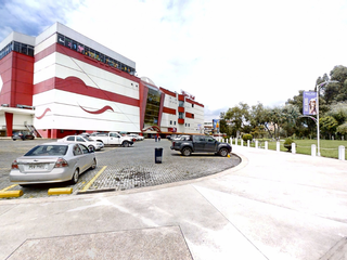 Foto 1 de Oficinas en renta - Centro comercial River Mall Valle de los chillos