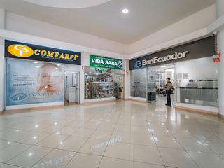 Foto 20 de Oficinas en renta - Centro comercial River Mall Valle de los chillos