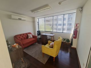 Foto 7 de SE ALQUILA CASA PARA USO COMERCIAL EN MIRAFLORES