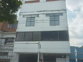 Foto 2 de VENDO EDIFICIO DE 5 PISOS BARRIO GUAYAQUIL CALI