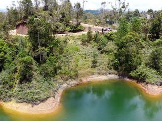 Foto 6 de Hermoso lote a orilla de represa en unidad Tierra Prometida cerca a Guatapé