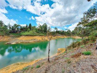 Foto 2 de Hermoso lote a orilla de represa en unidad Tierra Prometida cerca a Guatapé