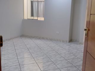 Foto 4 de AMPLIO DEPARTAMENTO DUPLEX EN URB. VILLASOL ZONA CENTRICA EN LOS OLIVOS