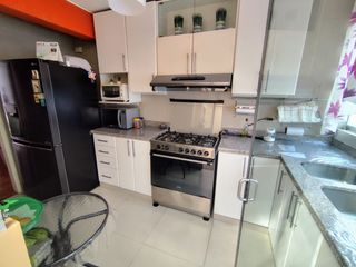 Foto 7 de VENDO DUPLEX  5DORM – Jr. Fernando Castrat 414, Santiago de Surco