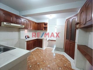 Foto 4 de Vendo Linda Casa En Los Olivos Urb. Mariscal Gamarra