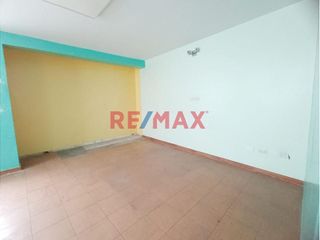 Foto 7 de Vendo Linda Casa En Los Olivos Urb. Mariscal Gamarra