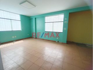 Foto 8 de Vendo Linda Casa En Los Olivos Urb. Mariscal Gamarra