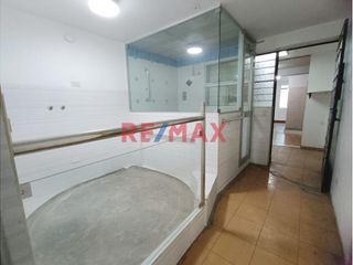 Foto 9 de Vendo Linda Casa En Los Olivos Urb. Mariscal Gamarra