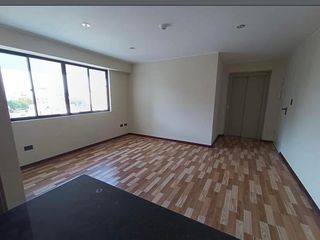 Foto 1 de SE ALQUILA O VENDE  IMPECABLE DPTO SURQUILLO