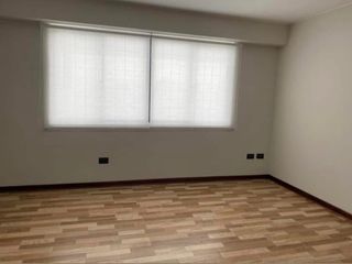 Foto 6 de SE ALQUILA O VENDE  IMPECABLE DPTO SURQUILLO