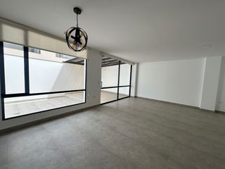 Foto 2 de CASA DE RENTA TUMBACO, POR ESTRENAR, SECTOR SANTA ROSA