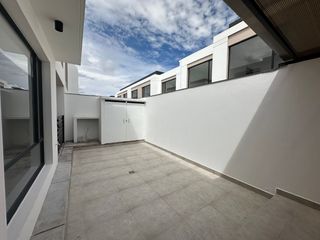 Foto 4 de CASA DE RENTA TUMBACO, POR ESTRENAR, SECTOR SANTA ROSA