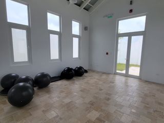 Foto 11 de En venta lujosa casa de estreno en Aires Norte, Nuevo Samborondon
