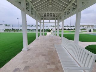 Foto 12 de En venta lujosa casa de estreno en Aires Norte, Nuevo Samborondon