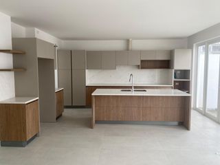 Foto 24 de En venta lujosa casa de estreno en Aires Norte, Nuevo Samborondon