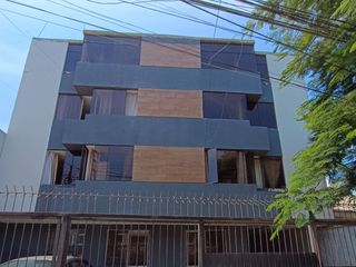 Foto 1 de Departamento Remodelado Urb Higuereta