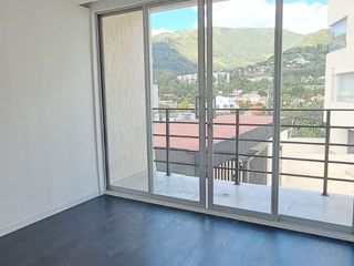 Foto 7 de CASA DE LUJO CUMBAYA EL NACIONAL PATIO DE 137M2