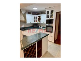 Foto 12 de En Venta Hermoso Duplex En Excelente Zona Muy Cerca Al Malecon
