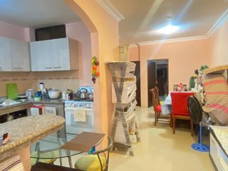 Foto 5 de CASA RENTERA EN VENTA CDLA. BELLAVISTA BAJA