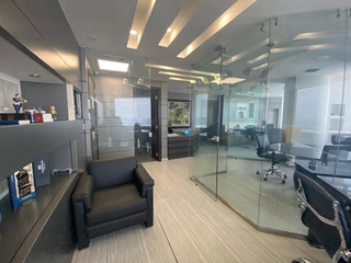 Foto 2 de Oficina en venta en Edificio The Point, Guayaquil