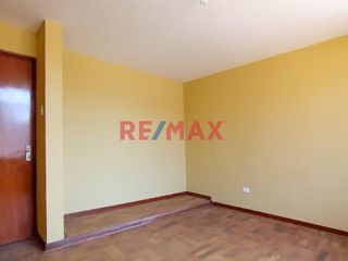 Foto 14 de Se Vende Hermosa Casa De 1Er Y 2Do Piso En Bellavista – Oportunidad Única