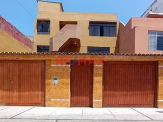 Foto 1 de Se Vende Hermosa Casa De 1Er Y 2Do Piso En Bellavista – Oportunidad Única