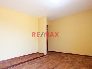 Foto 8 de Se Vende Hermosa Casa De 1Er Y 2Do Piso En Bellavista – Oportunidad Única