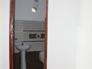 Foto 8 de Venta De Casa De Tres Pisos Ideal Para Invercionistas