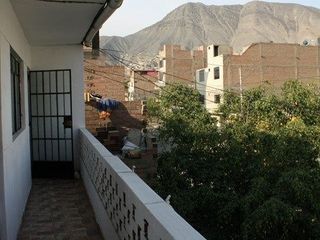 Foto 9 de Venta De Casa De Tres Pisos Ideal Para Invercionistas