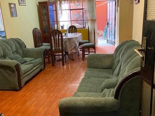 Foto 1 de CASA EN VENTA DE 3 PISOS CON ZONIFICACION COMERCIAL EN AV. ANTUNEZ DE MAYOLO