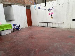 Foto 4 de CASA EN VENTA DE 3 PISOS CON ZONIFICACION COMERCIAL EN AV. ANTUNEZ DE MAYOLO