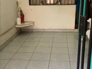Foto 5 de CASA EN VENTA DE 3 PISOS CON ZONIFICACION COMERCIAL EN AV. ANTUNEZ DE MAYOLO