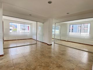 Foto 1 de Oficina en Renta – Av. República y Diego de Almagro - La Pradera
