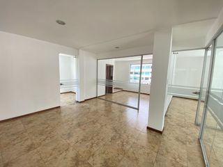 Foto 5 de Oficina en Renta – Av. República y Diego de Almagro - La Pradera