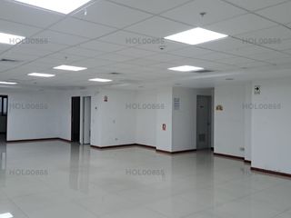 Foto 2 de OFICINA EN ALQUILER O VENTA EN SANTIAGO DE SURCO 552m2