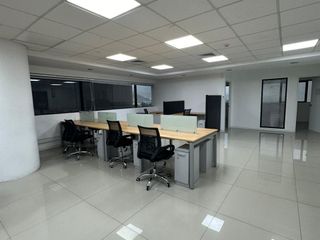 Foto 9 de OFICINA EN ALQUILER O VENTA EN SANTIAGO DE SURCO 552m2
