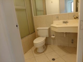 Foto 13 de Departamento de venta Republica del Salvador Quito