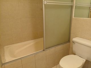 Foto 14 de Departamento de venta Republica del Salvador Quito