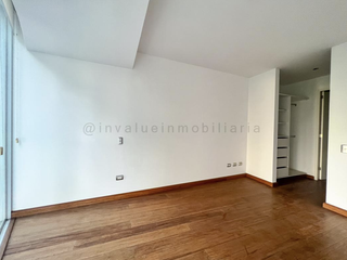 Foto 4 de AMPLIO DPTO EN LAS MIMOSAS / 2 COCHERAS / DORM C/ BAÑO