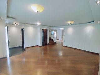 Foto 1 de Se Renta Casa en el Pinar Alto a 2 minutos del C:C. El Bosque