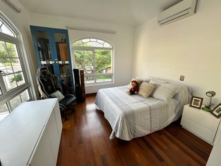 Foto 20 de Venta de Casa en Condominio con piscina, terraza y jardín, en El Sol de La Molina, La Molina