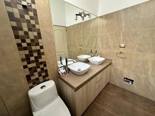 Foto 25 de Venta de Casa en Condominio con piscina, terraza y jardín, en El Sol de La Molina, La Molina