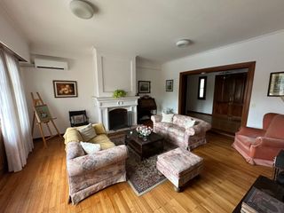 Foto 2 de Avenida Bolivar casa a la venta.