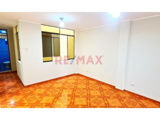 Foto 4 de Alquiler Departamento Flat En Los Olivos De 75M2
