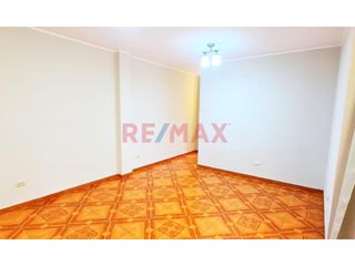 Foto 18 de Alquiler Departamento Flat En Los Olivos De 75M2
