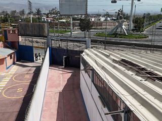 Foto 6 de Almacén Alto y amplio frente al aeropuerto