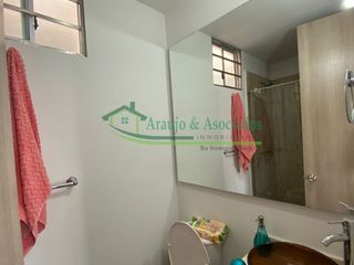Foto 2 de Vendemos hermoso apartamento amoblado en Conjunto.