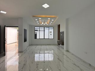 Foto 2 de CASA EN VENTA EN URBANIZACION NUEVO PORTON, VIA LA BENGALA